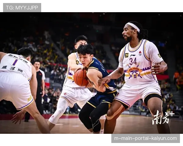 广东队险胜北控未现统治力 萨姆纳锁定胜局